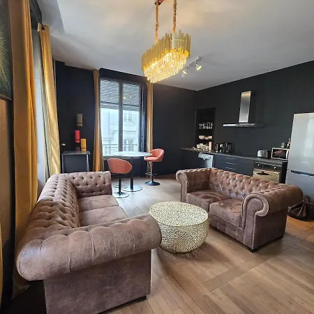 Apartment Centre